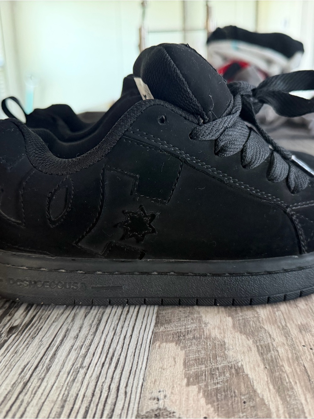 All-Black Casual Men’s Sneaker - Stylish Everyday Comfort